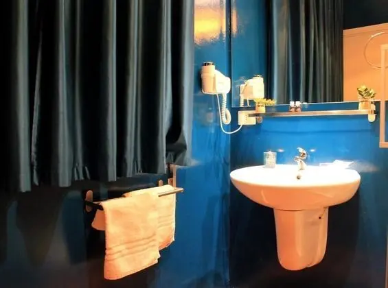 Superior Tek Büyük Yataklı Oda