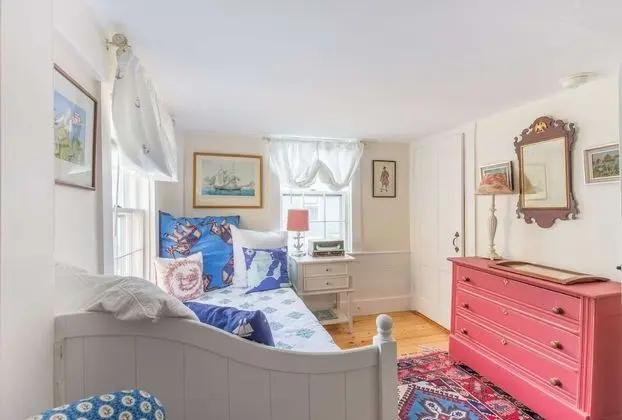 Ev (Brackett Cottage)
