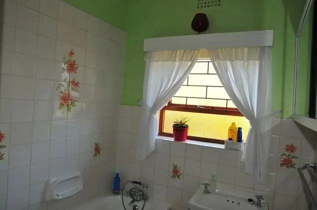 Superior Apart Daire, 2 Yatak Odası, Bahçe Manzaralı, Zemin Kat