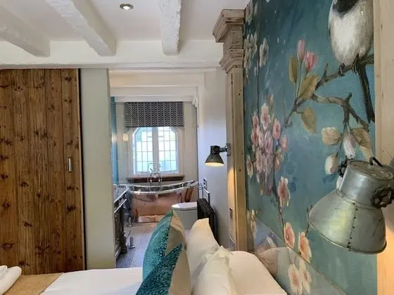 Deluxe Süit, Banyolu/Duşlu, Bahçe Manzaralı (High Five )