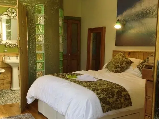 Deluxe Tek Büyük veya İki Ayrı Yataklı Oda, Banyolu/Duşlu (4)