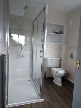 Tek Büyük Yataklı Oda (Room2)