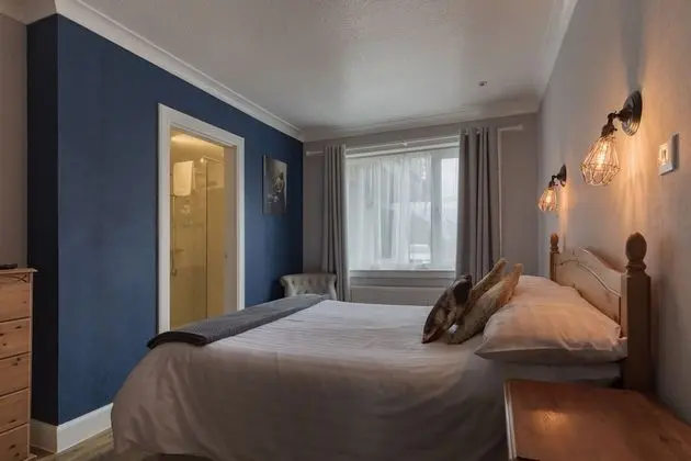 Tek Büyük Yataklı Oda (Room5)