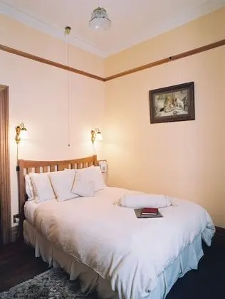 Standard Oda, Ortak Banyo (Norman)