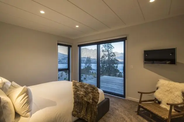 Luxury Villa, 4 Yatak Odası, Teras, Göl Manzaralı