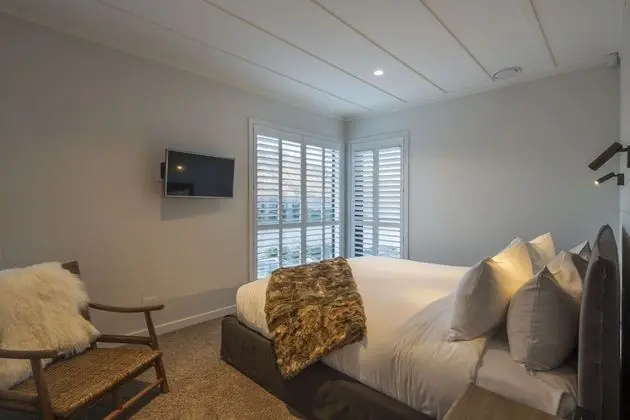 Luxury Villa, 4 Yatak Odası, Teras, Göl Manzaralı