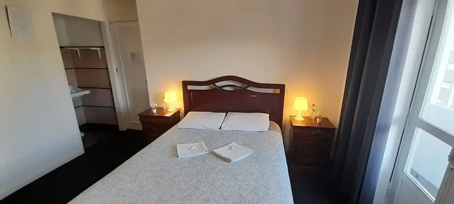Comfort Tek Büyük Yataklı Oda