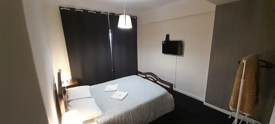 Comfort Tek Büyük Yataklı Oda
