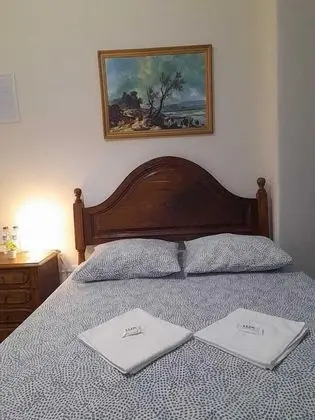 Exclusive Tek Büyük Yataklı Oda