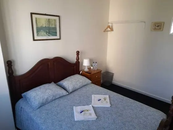 Classic Tek Büyük Yataklı Oda