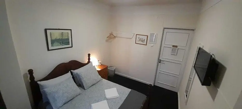 Classic Tek Büyük Yataklı Oda