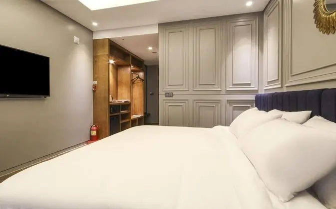 Superior Tek Büyük Yataklı Oda, Okyanus Manzaralı (Breakfast Not Available on Sun)