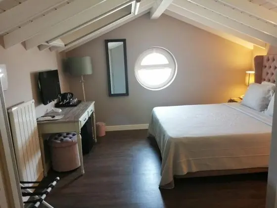 Çatı Katı Oda, Kara Manzaralı