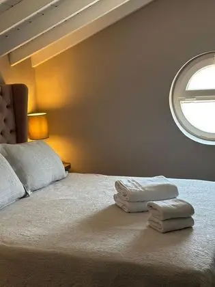 Çatı Katı Oda, Kara Manzaralı