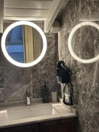 Çatı Katı Oda, Kara Manzaralı