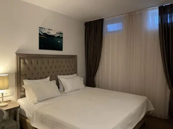 Ekonomik Oda, Kara Manzaralı