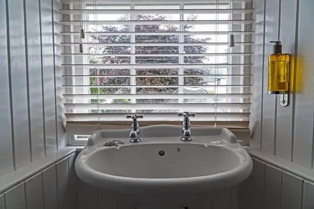 Deluxe Tek Büyük Yataklı Oda, Banyolu/Duşlu