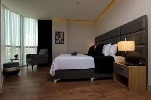 Suite Oda - 3 Kişilik, Şehir Manzaralı, Büyük Yataklı