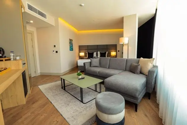 Triple, Şehir Manzaralı, Küvetli
