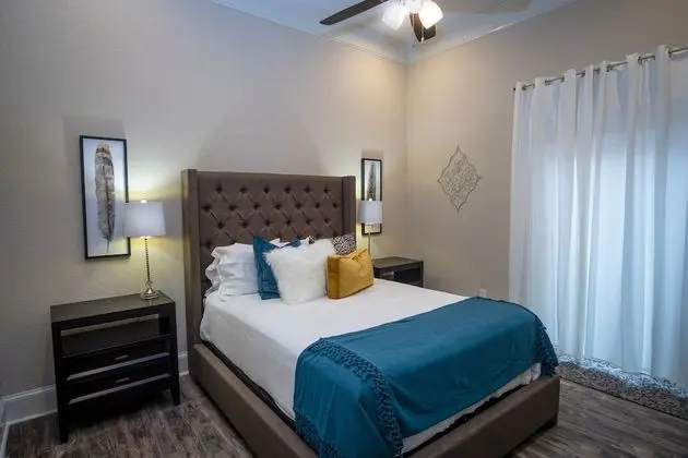 Ev (5 Bedrooms)