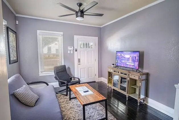 Ev (3 Bedrooms)