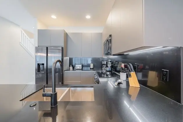 Ev (3 Bedrooms)