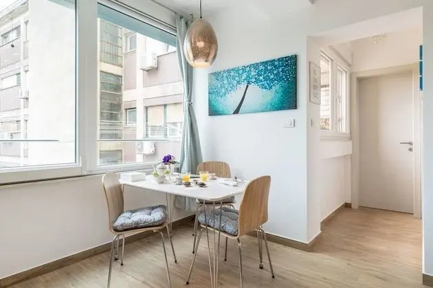 Premium Apart Daire, Avlu Manzaralı