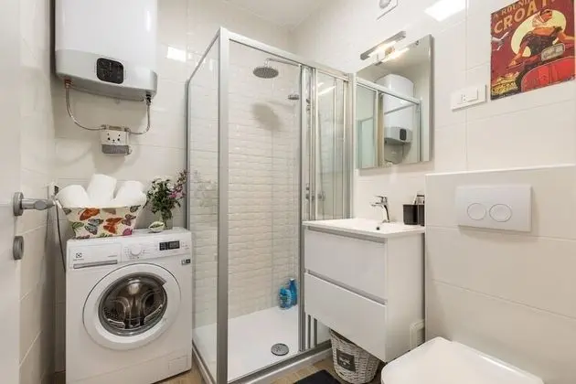 Premium Apart Daire, Avlu Manzaralı