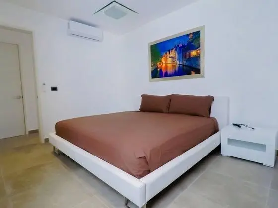 Daire, 2 Yatak Odası, Balkon