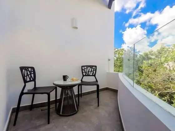 Daire, 2 Yatak Odası, Balkon