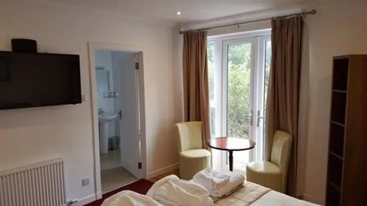 Superior Tek Büyük Yataklı Oda, 1 En Büyük (King) Boy Yatak, Veranda, Bahçe Manzaralı