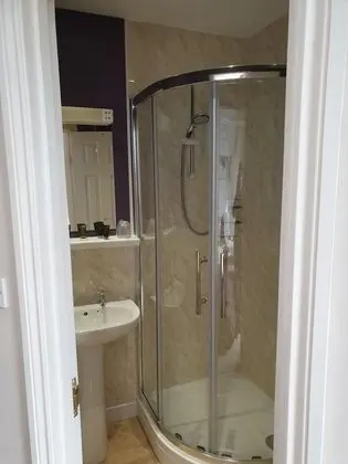 Deluxe Tek Büyük Yataklı Oda, Banyolu/Duşlu
