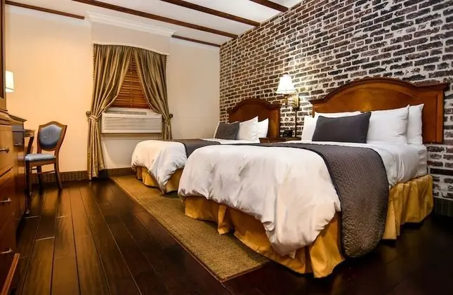 Deluxe Tek Büyük Yataklı Oda, 2 Çift Kişilik Yatak