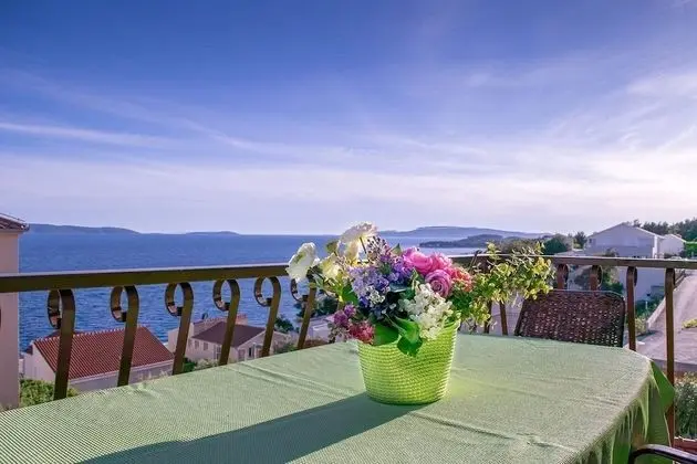 Apart Daire (Brane - 100m from the beach - A1 Ana )