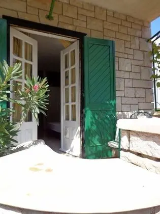 Apart Daire (Brane - 150m from sea - A1(2+1))