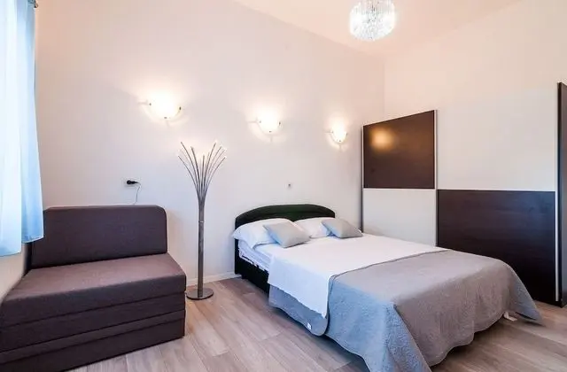 Apart Daire (Brane - free parking - A3 Frane(4+2))