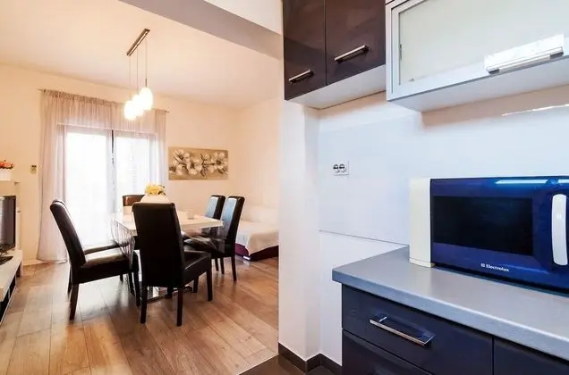 Apart Daire (Brane - free parking - A3 Frane(4+2))