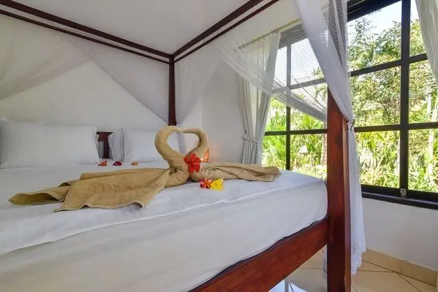 Family Villa, 4 Yatak Odası, Kişiye Özel Havuzlu, Deniz Manzaralı