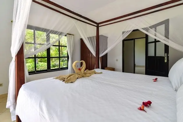 Family Villa, 4 Yatak Odası, Kişiye Özel Havuzlu, Deniz Manzaralı