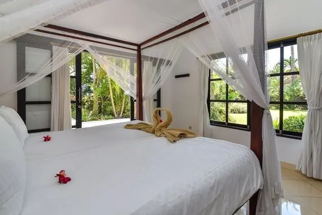 Family Villa, 4 Yatak Odası, Kişiye Özel Havuzlu, Deniz Manzaralı