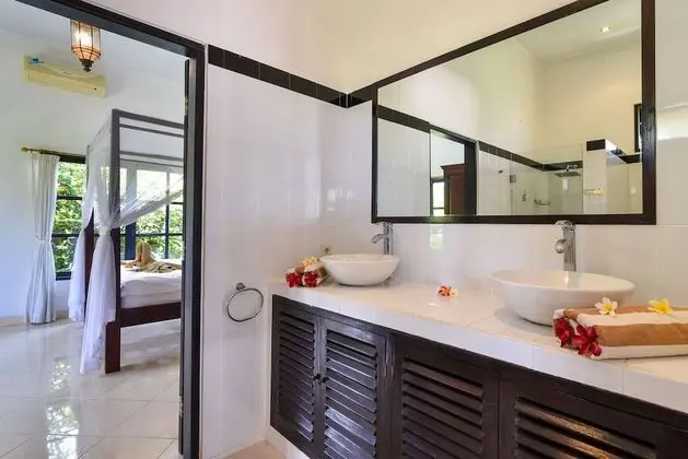Family Villa, 4 Yatak Odası, Kişiye Özel Havuzlu, Deniz Manzaralı