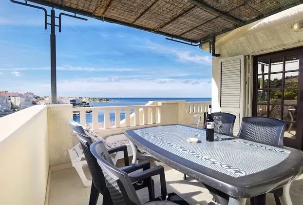 Apart Daire (Branka - 30 m from beach - A1 zeleni()