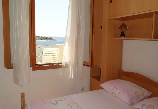 Apart Daire (Branka - 30 m from beach - A2 žuti(4)