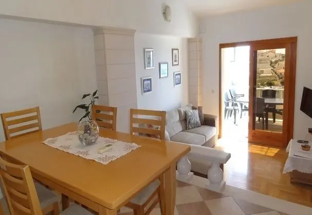 Apart Daire (Branka - 30 m from beach - A2 žuti(4)