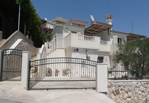 Apart Daire (Branka - 30 m from beach - A2 žuti(4)