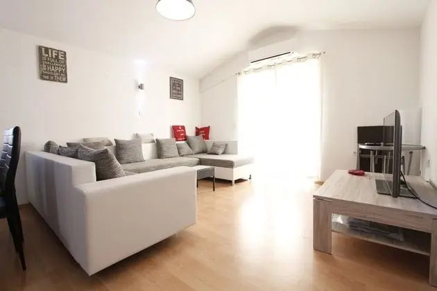 Apart Daire (Branko - A1(5+1))