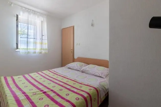 Ev (Branko - large terrace - H(2))