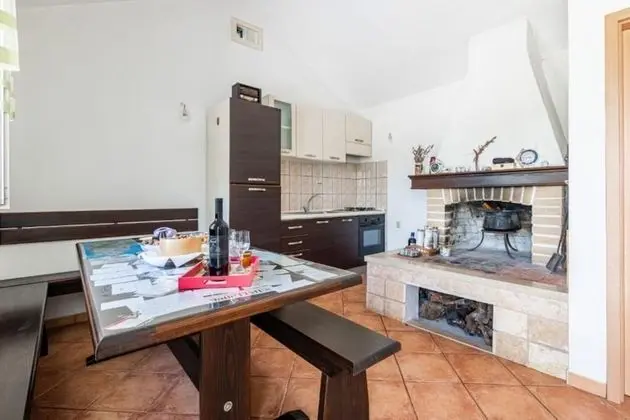 Ev (Branko - large terrace - H(2))