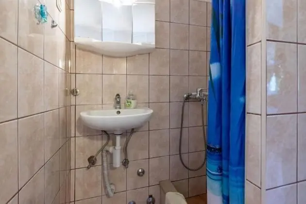 Ev (Branko - large terrace - H(2))