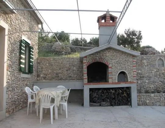 Ev (Branko - large terrace - H(2))